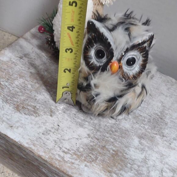 2 Owl Figurines One with Hanger - Picture 7 of 10